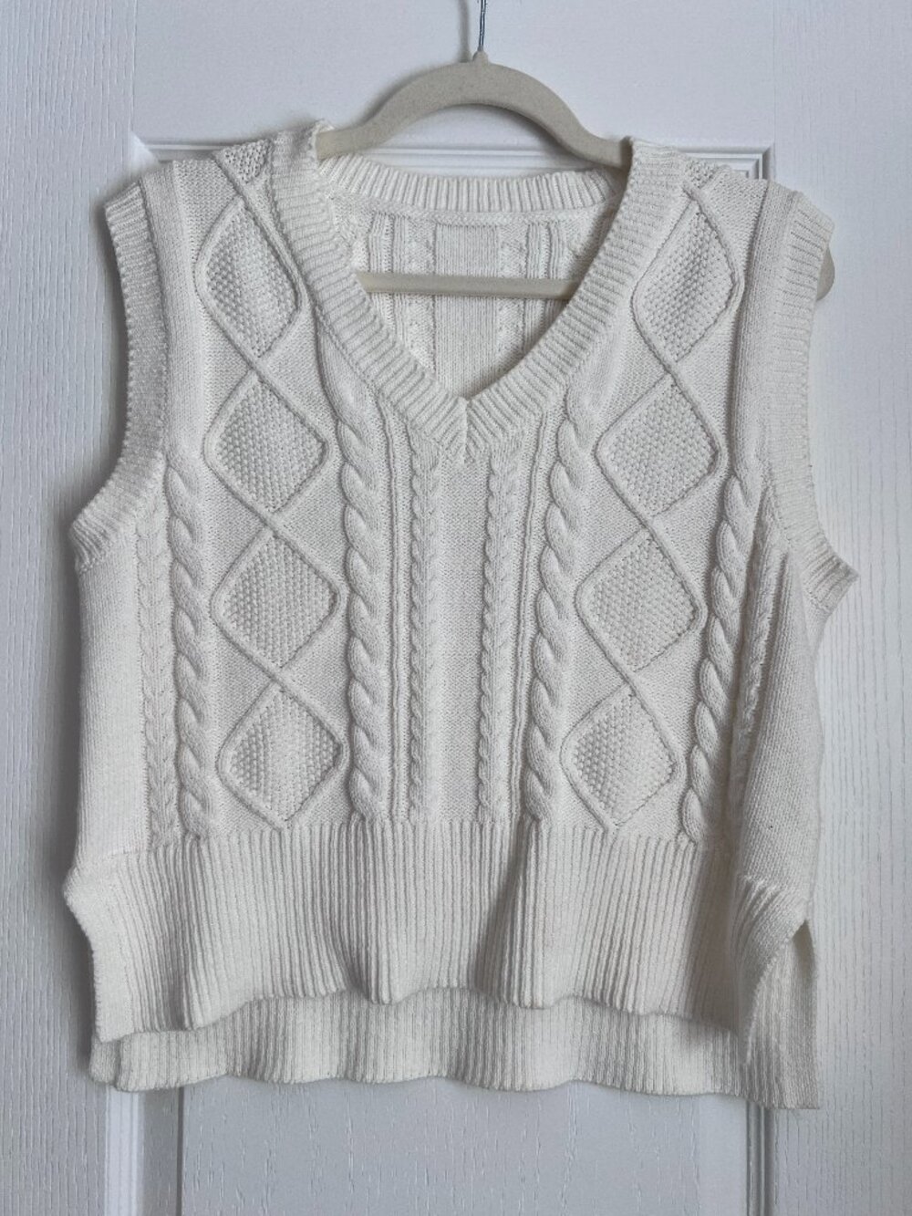 Cozy Cable Knit Winter White V-Neck Sweater Vest - Size Medium